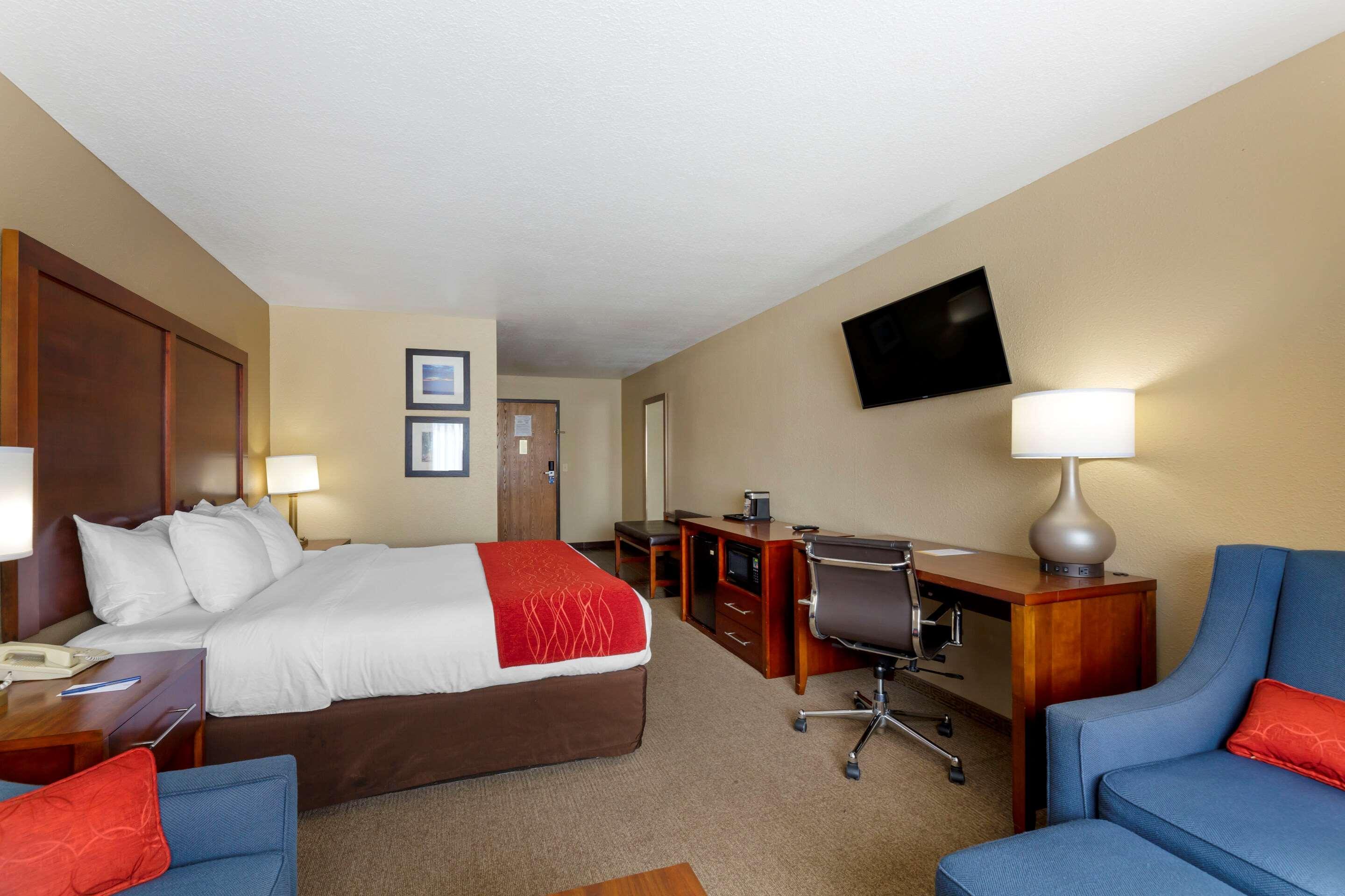 Comfort Inn River'S Edge Huron Exteriör bild